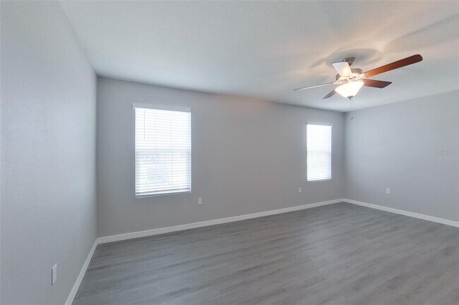 Building Photo - 8584 SW 43rd Ter