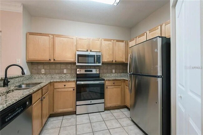Building Photo - 4207 S Dale Mabry Hwy