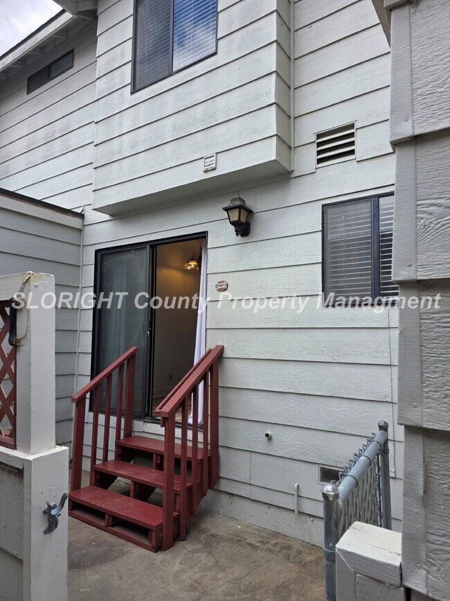 Building Photo - 365 N Chorro St