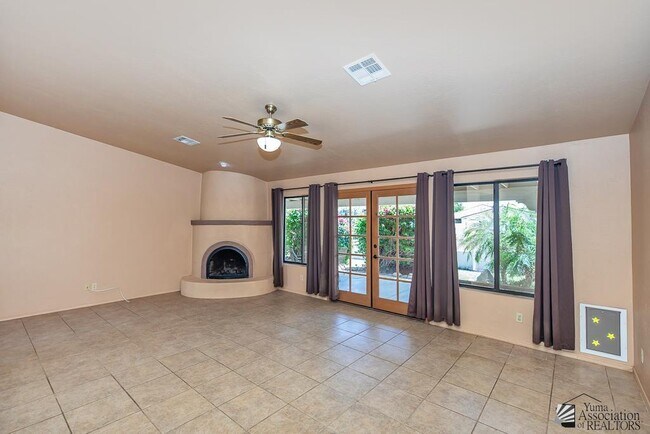 Building Photo - 4296 W County 15th St