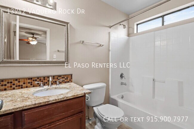 Building Photo - 13942 Vaquero Rock Dr