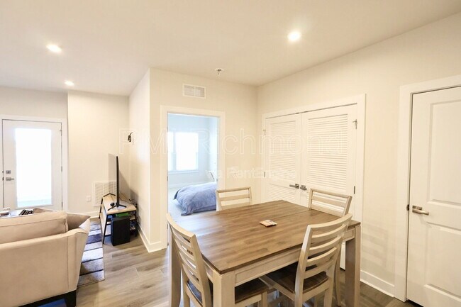 Building Photo - 3800 Maze Runner Dr