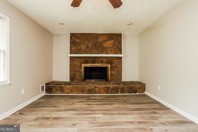 Building Photo - 1764 Brenda Dr