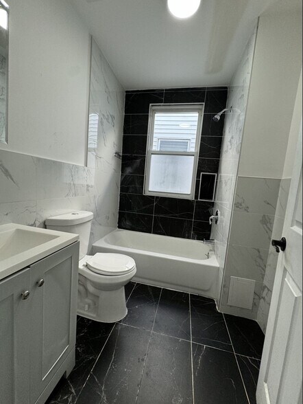 Building Photo - 91 Stevens Ave