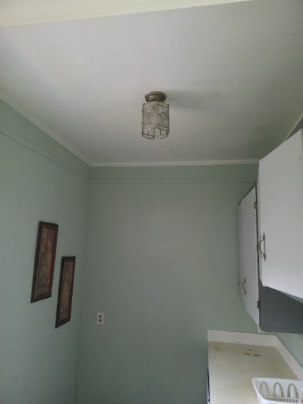 Building Photo - 408 Voorhies St