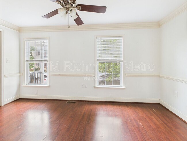 Building Photo - 1712 Kemper St