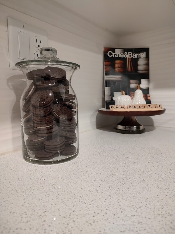 Building Photo - 111 S Meldrum St