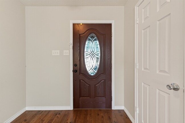 Building Photo - 20631 Tayman Oaks Dr