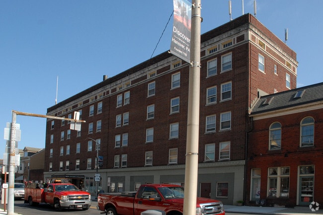 Building Photo - M'Calister Inn Apartments