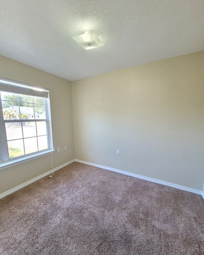 Building Photo - 2485 Spyglass Cir