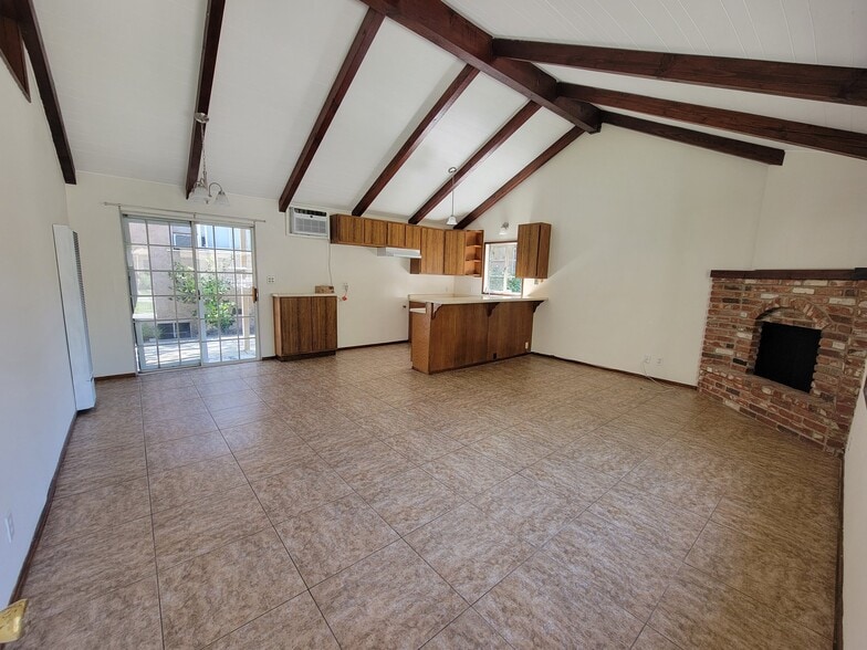 Building Photo - 7254 Allott Ave