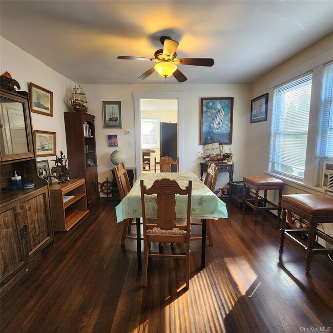 Building Photo - 24 Prairie Ave