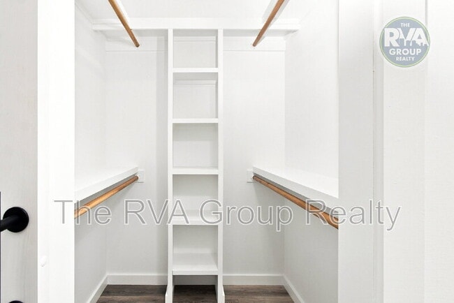 Building Photo - 1609 Rogers St