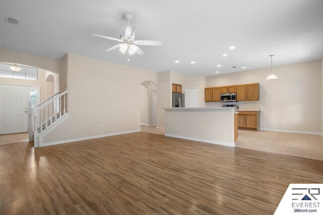 Building Photo - 40 Persimmon Dr