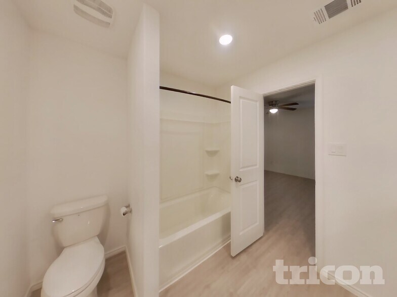 Building Photo - 12911 Hyssop Mdw