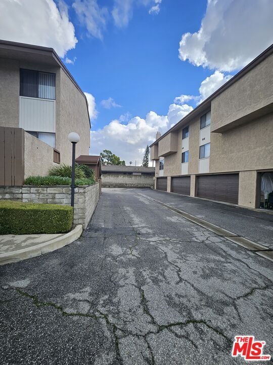 Building Photo - 21605 Villa Pacifica Cir