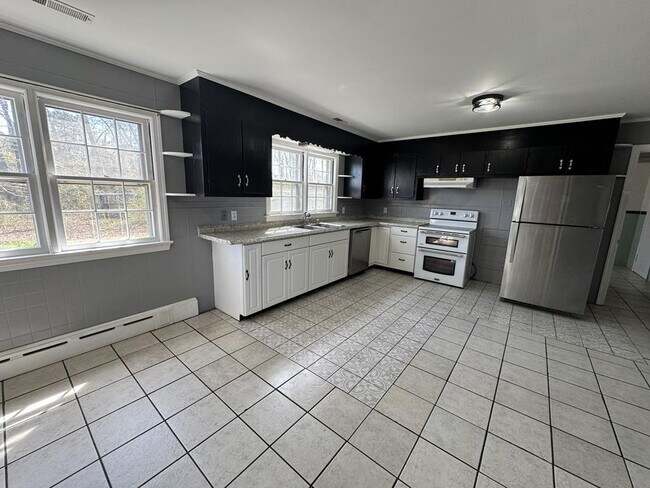 Building Photo - 32460 Chincoteague Rd