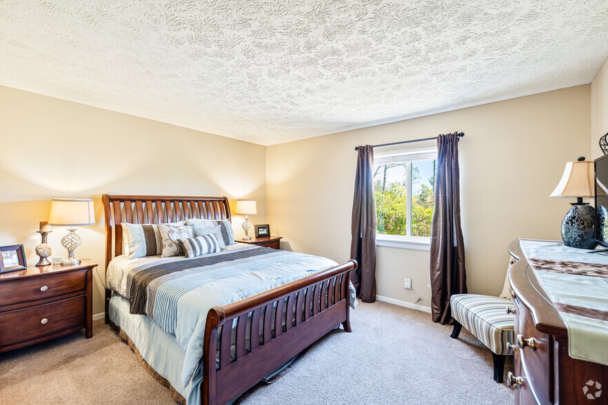 Primary Photo - Turtle Lake