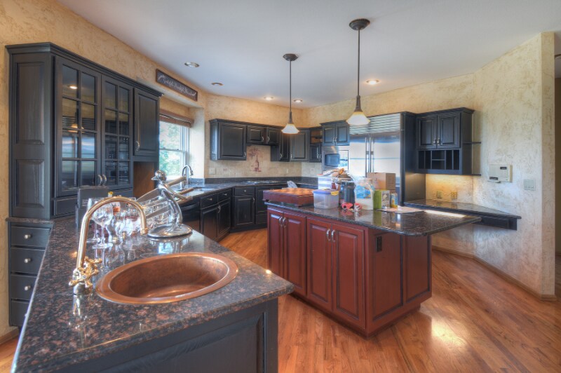 Building Photo - 485 Vanderbilt Ct