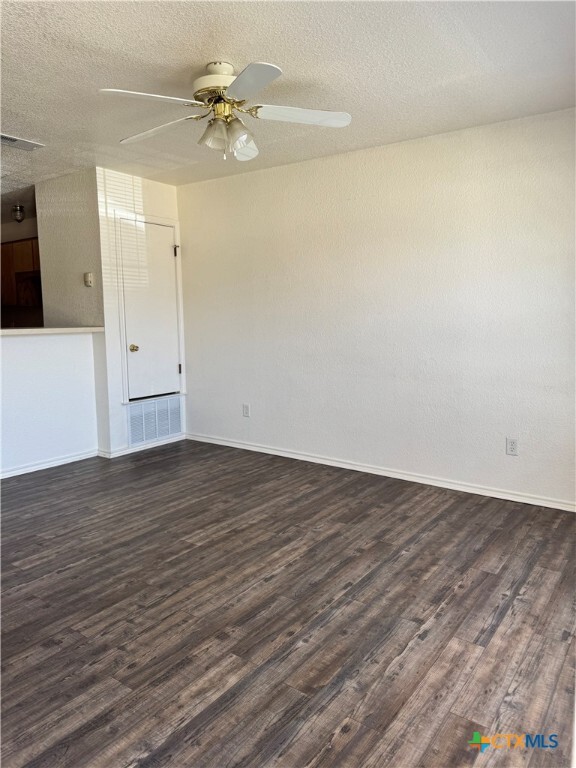 Building Photo - 4409 Jeff Scott Dr