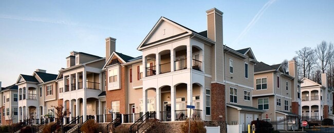 Building Photo - Greenwich Place Apartments