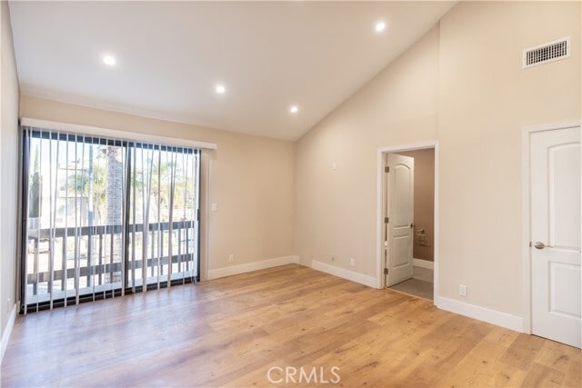 Building Photo - 4939 Laurel Canyon Blvd