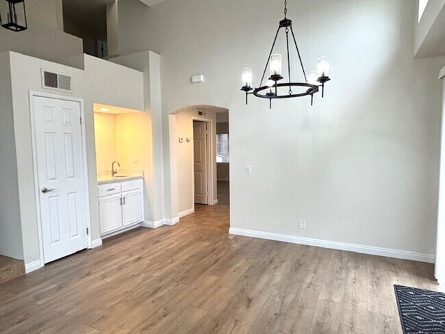 Building Photo - Stylish, Upgraded Laguna Niguel Home Ready...