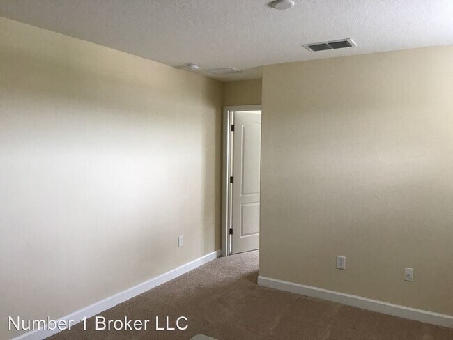 Building Photo - 4 br, 3.5 bath House - 15123 Driftwood Ben...