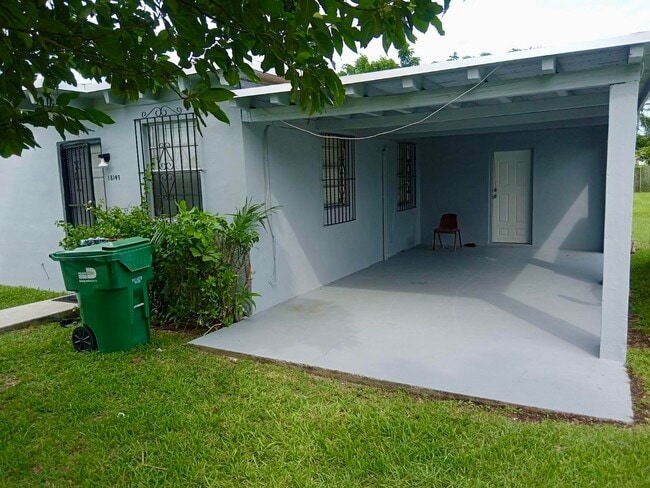 Building Photo - 18145 SW 105th Ave