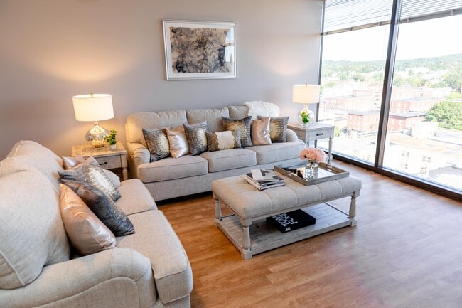 Floorplan - The Residence at 1000 Elm