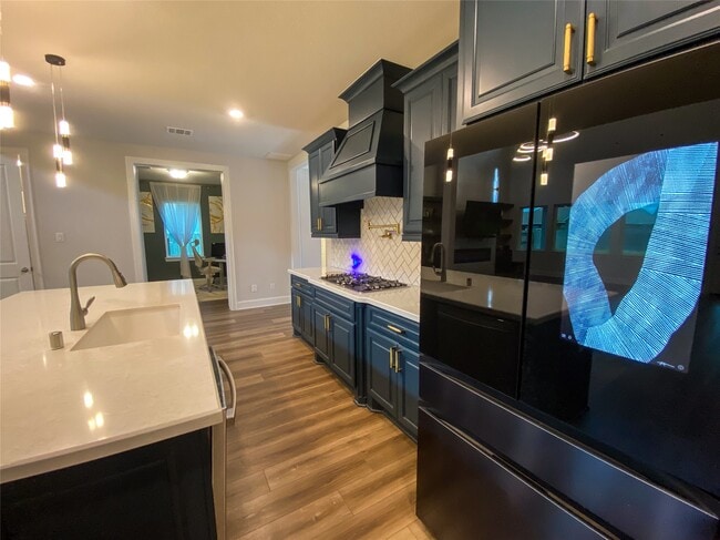 Building Photo - 10011 Serenity Grv Dr