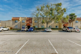 Building Photo - 6561 Mission Ct