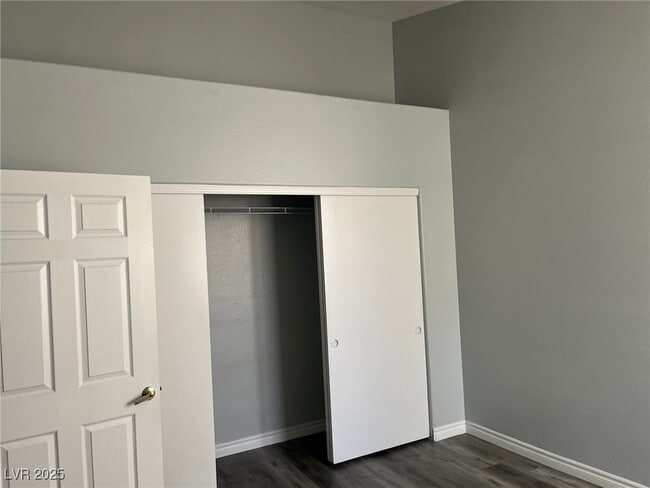 Building Photo - 1300 S Arlington St