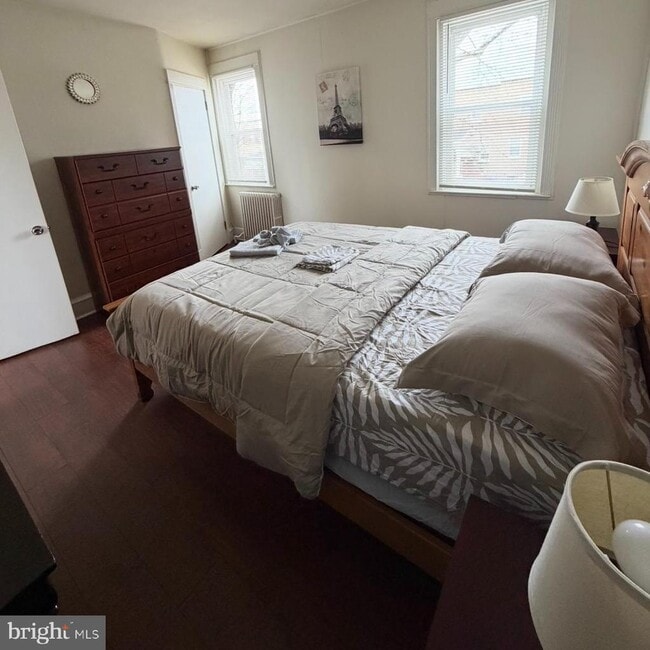 Building Photo - 929 Edgemore Rd