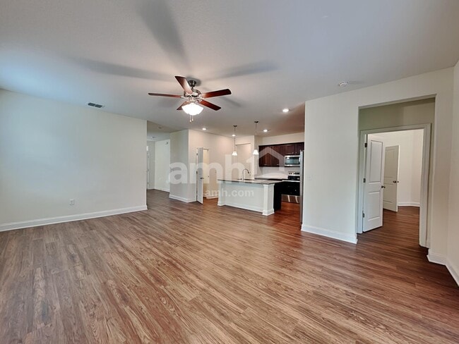 Building Photo - 2951 Hill Valley Ln