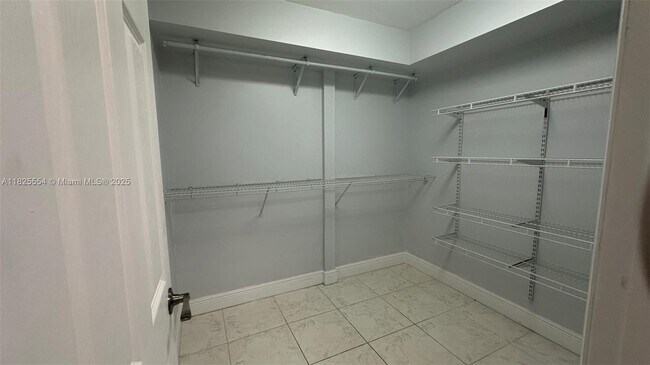 Building Photo - 16551 Blatt Blvd