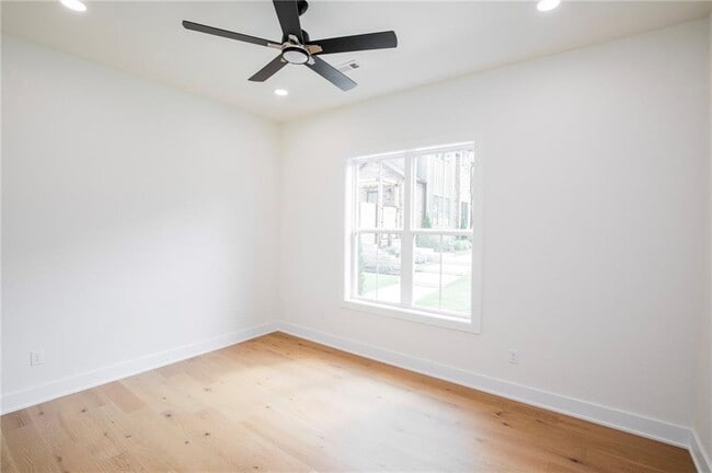 Building Photo - 3406 Scoggins Rd