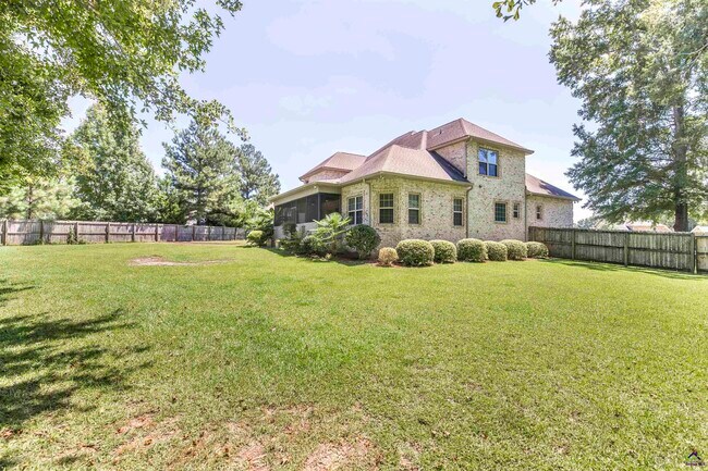 Building Photo - 510 London Ct