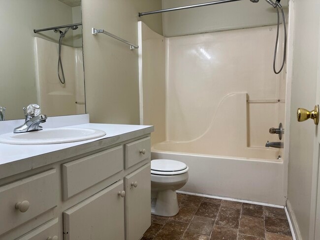 Building Photo - 322 Beacon Hill Dr