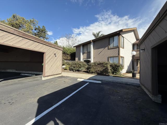 Building Photo - 1691 Melrose Ave