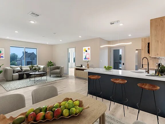 Primary Photo - 2326 N 2nd St