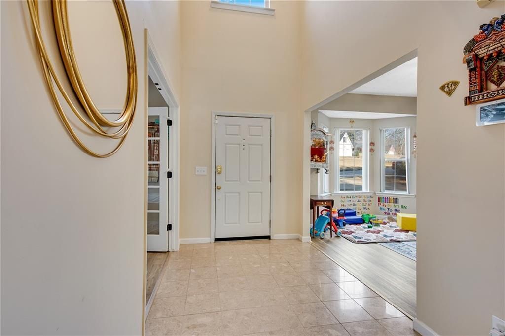 Building Photo - 10005 Lauren Hall Ct