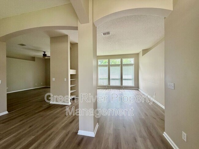Building Photo - 1523 Quail Wood Ct