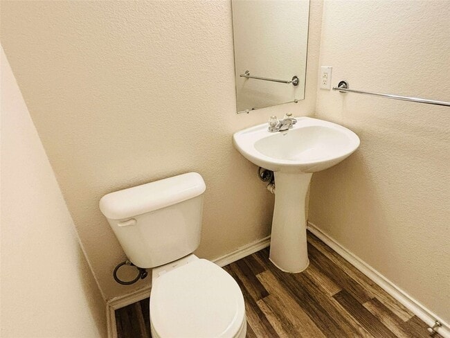 Building Photo - 16133 Windsong Ct