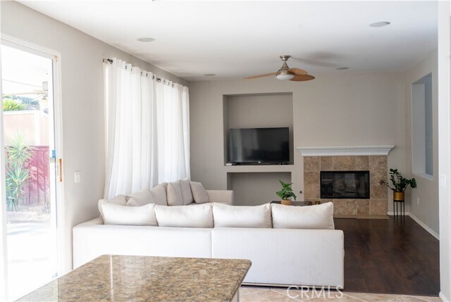 Building Photo - 36719 Torrey Pines Dr