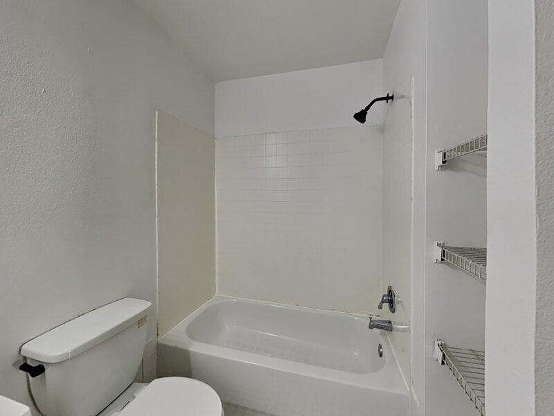 Building Photo - 2059 Dixie Belle Dr