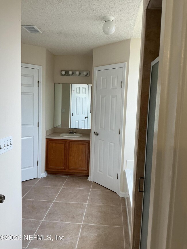 Building Photo - 2892 Golden Pond Blvd