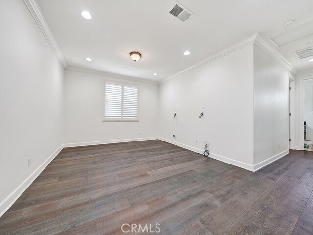 Building Photo - 9306 Lily Ave