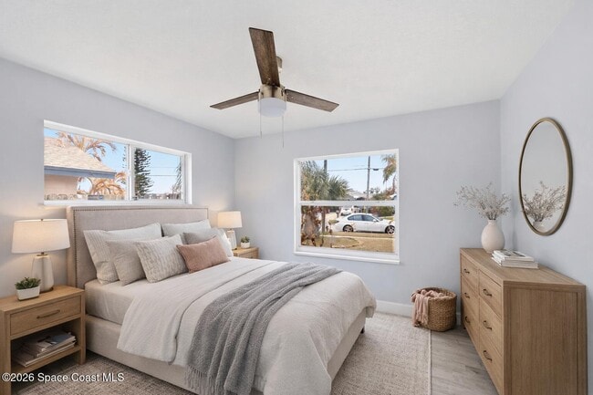 Building Photo - 1715 N Merrimac Dr