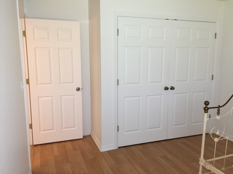 Building Photo - 3321 India Palm Dr